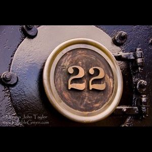 Meet your Posher, L. Win